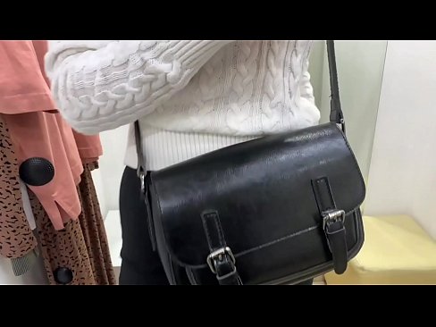 ❤️ Masturbasi publik dari jalang muda FeralBerry dengan dildo di kamar pas ️ Pono berkualitas di porno id.purchasexz.top ️❤
